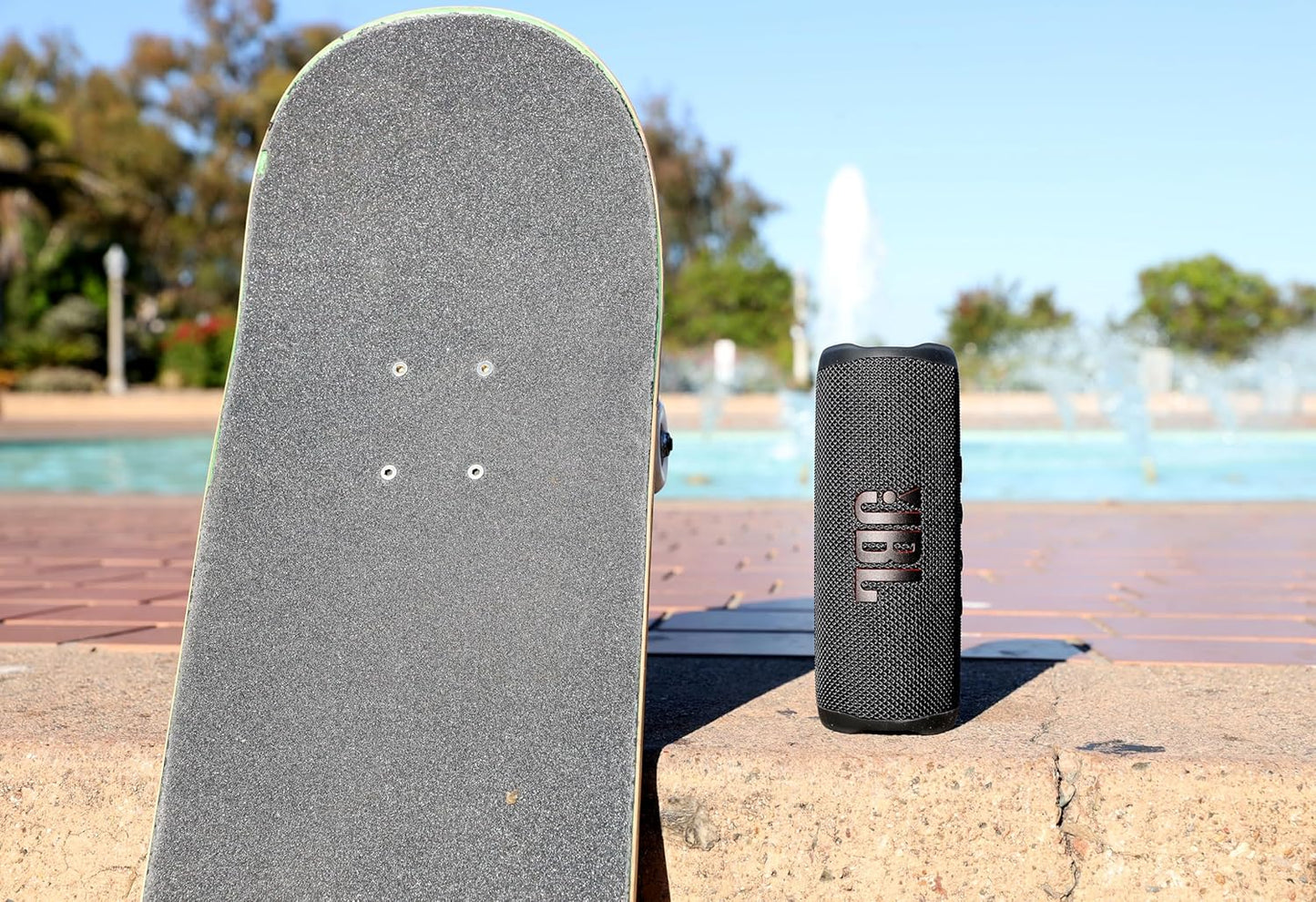 Parlante JBL Flip 6 | Altavoz portátil a prueba de agua
