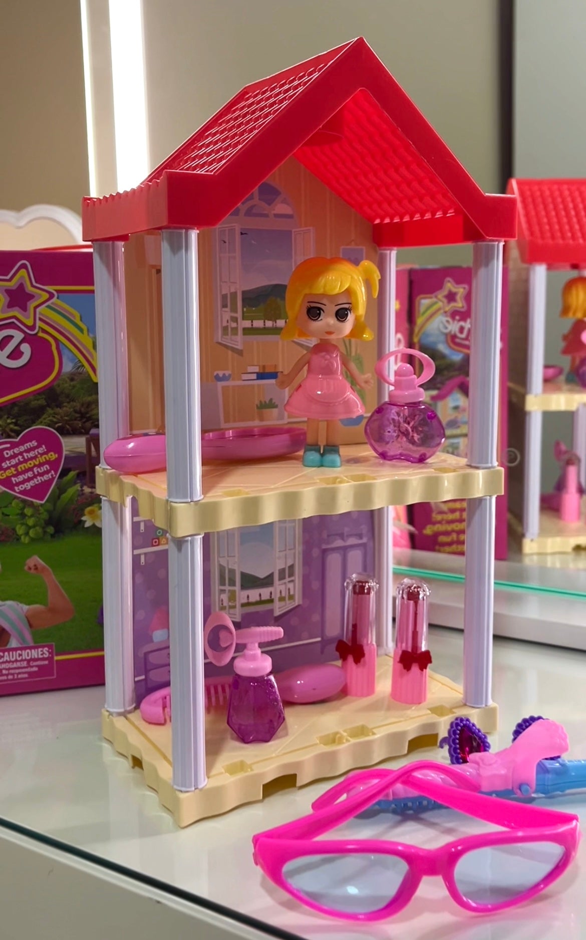 Mini Barbie House + Free Shipping
