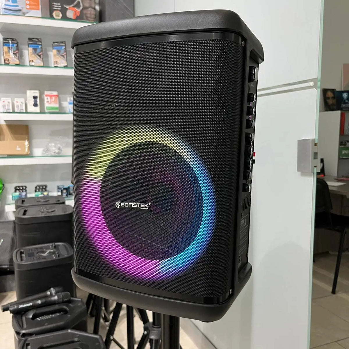 Parlante Sofistek PS1PRO+ 80W con Micrófono Inalámbrico Luces RGB y Flash