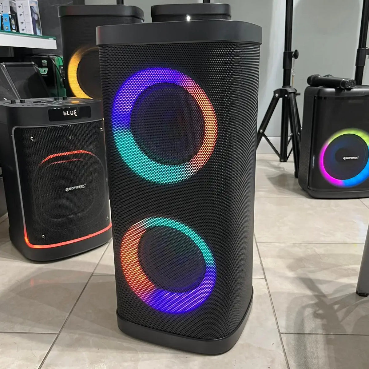 Torre de Sonido Sofistek SK-618 Parlante 2x6.5" con Micrófono Inalámbrico