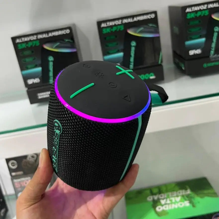 Parlante Portátil Sofistek SK-P75 10W Bluetooth IPX5 Luces RGB