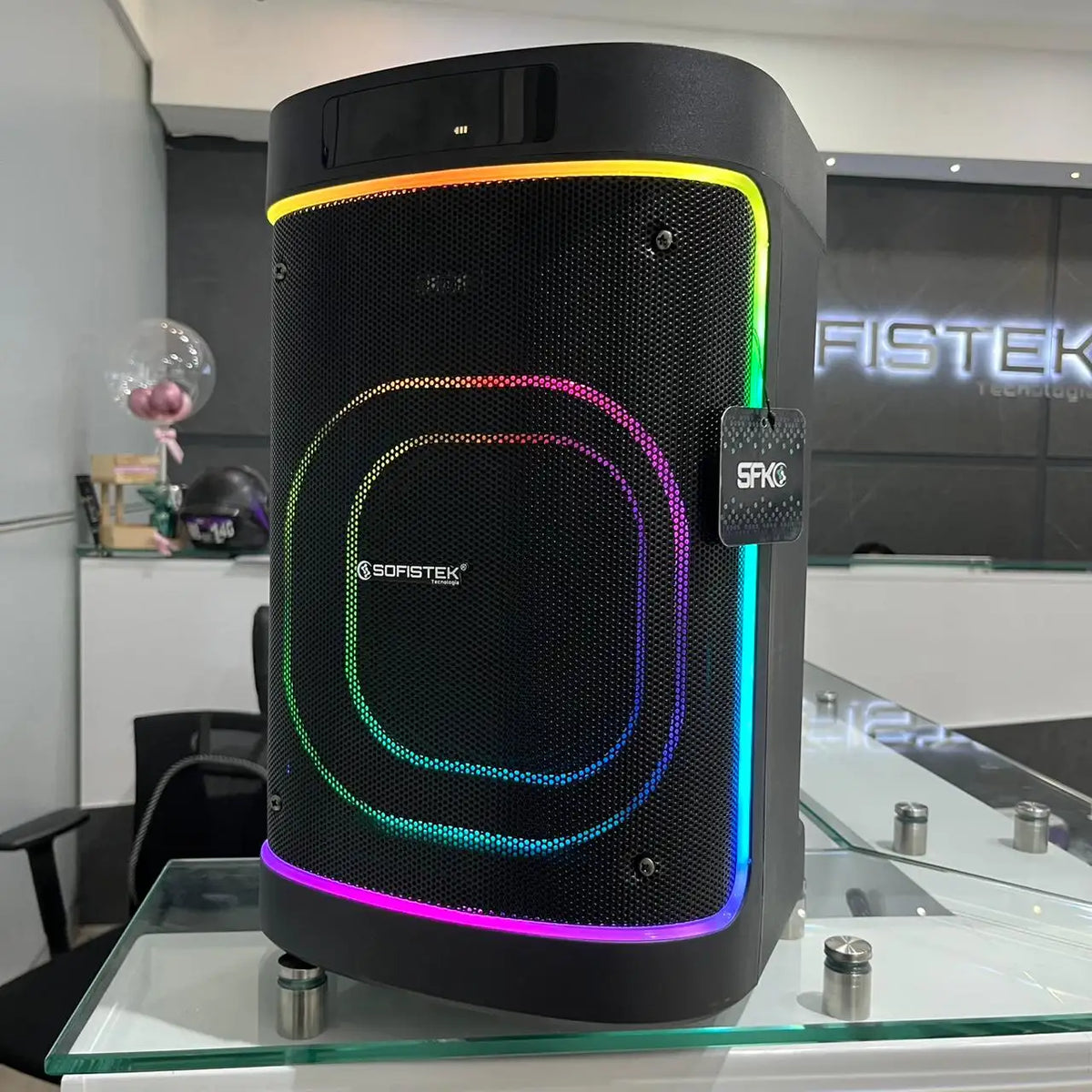 Parlante Sofistek Spectrum 80W con Micrófono Inalámbrico y Luces RGB